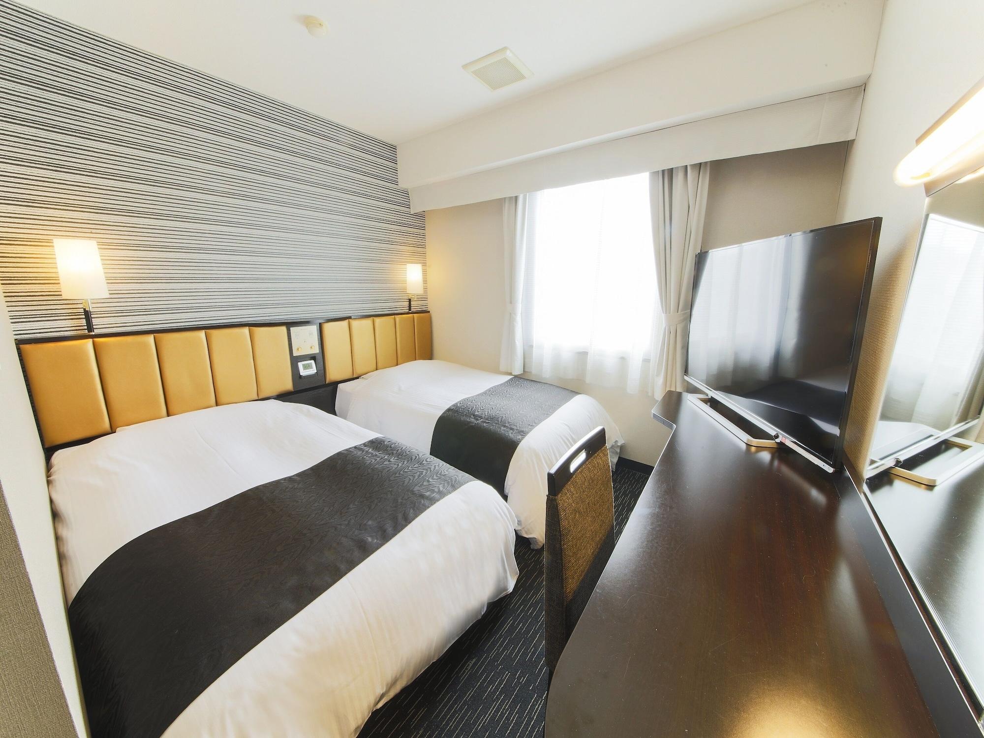 Apa Hotel Aomori Eki Kenchodori מראה חיצוני תמונה