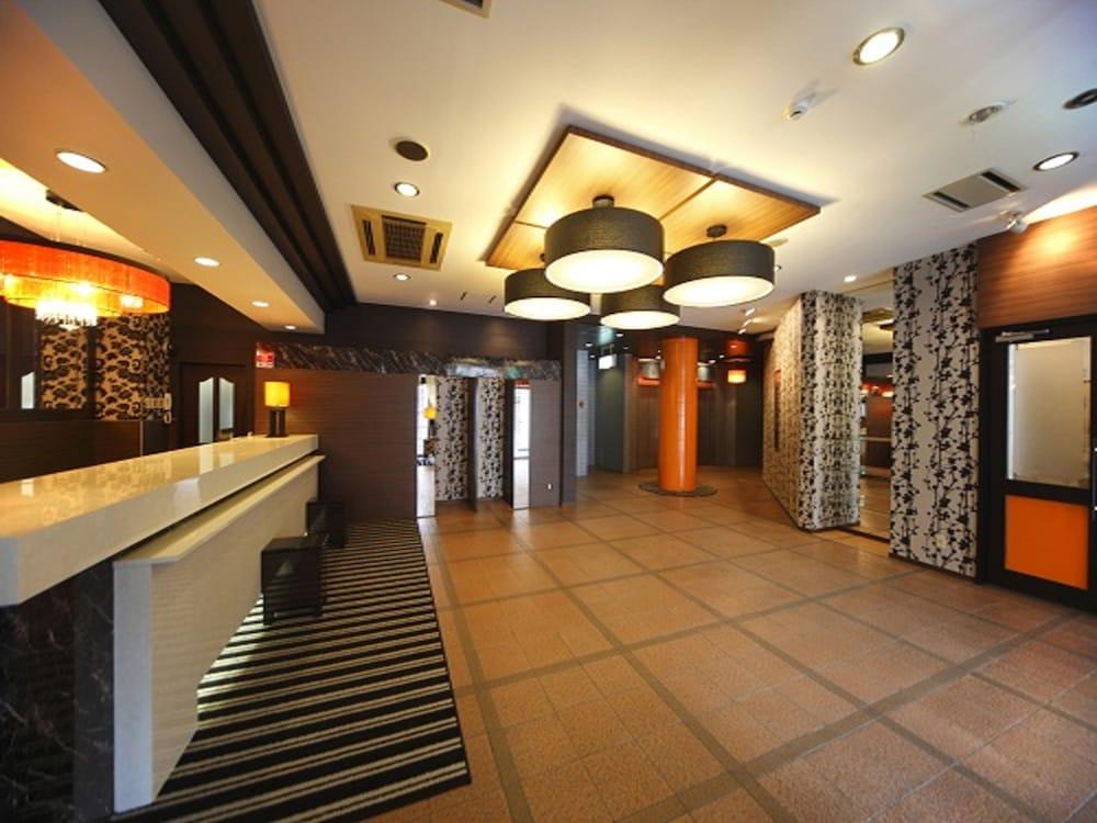Apa Hotel Aomori Eki Kenchodori מראה חיצוני תמונה